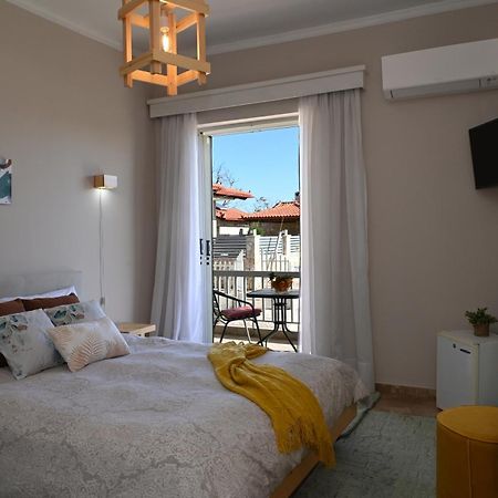 To Spitaki Dalamanara Buitenkant foto